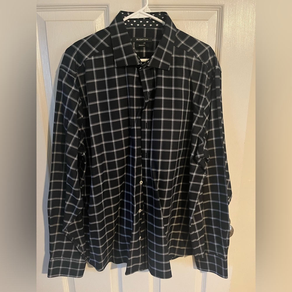 Lot of 4 Bugatchi dress shirts